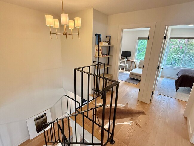 Building Photo - 1142 Arbor Vista Way