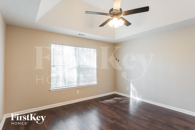 Building Photo - 1529 Edgemoor Ln