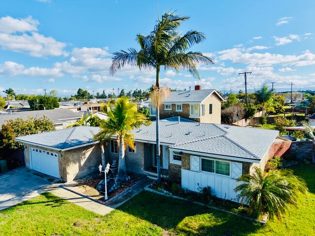 Building Photo - 6815 Sowell Ave