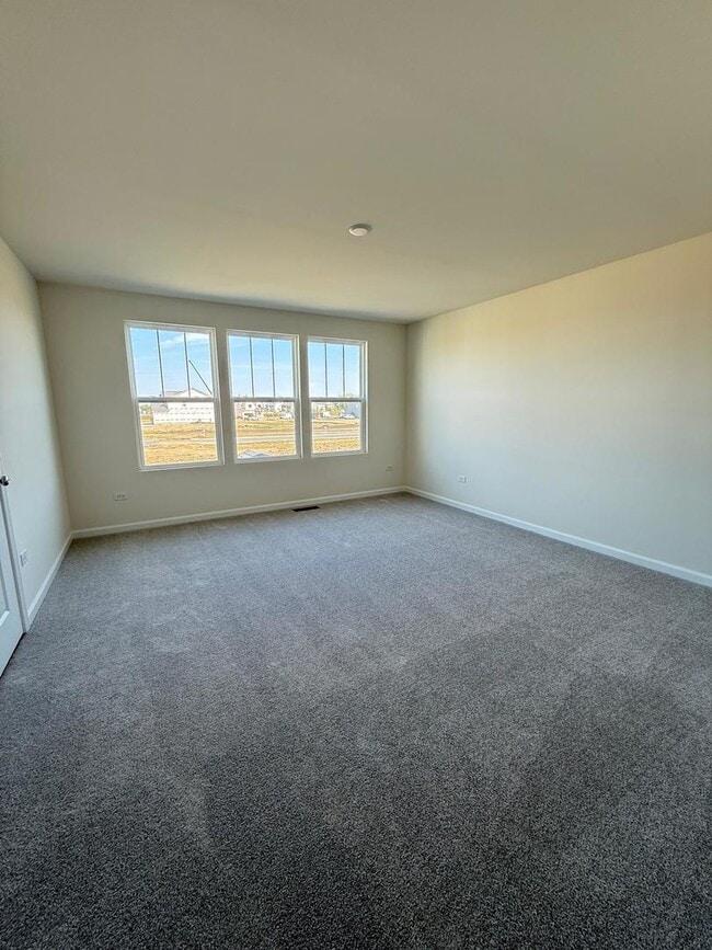 Building Photo - 660 Switchgrass Wy