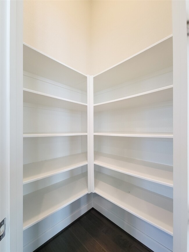 Building Photo - 935 W Lacey Garden Loop