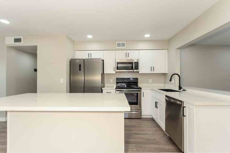 Building Photo - 98163 W Magdalena Dr