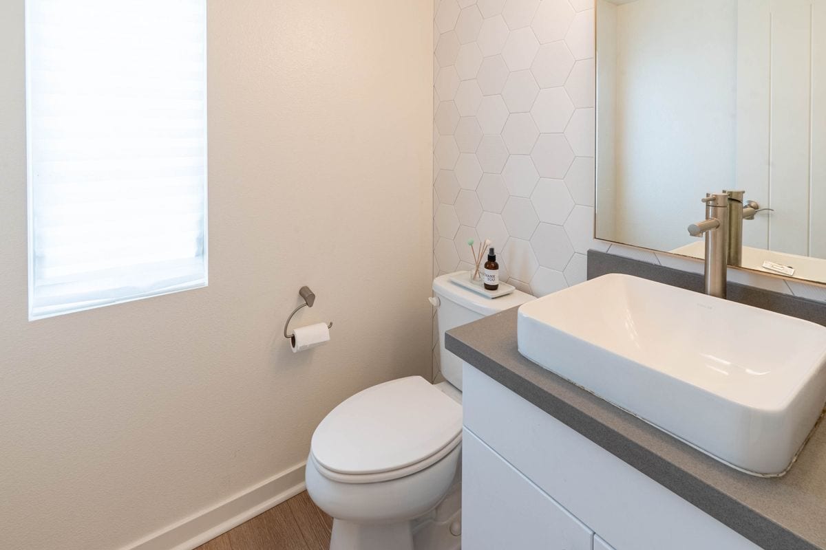 Building Photo - 62 Savannah