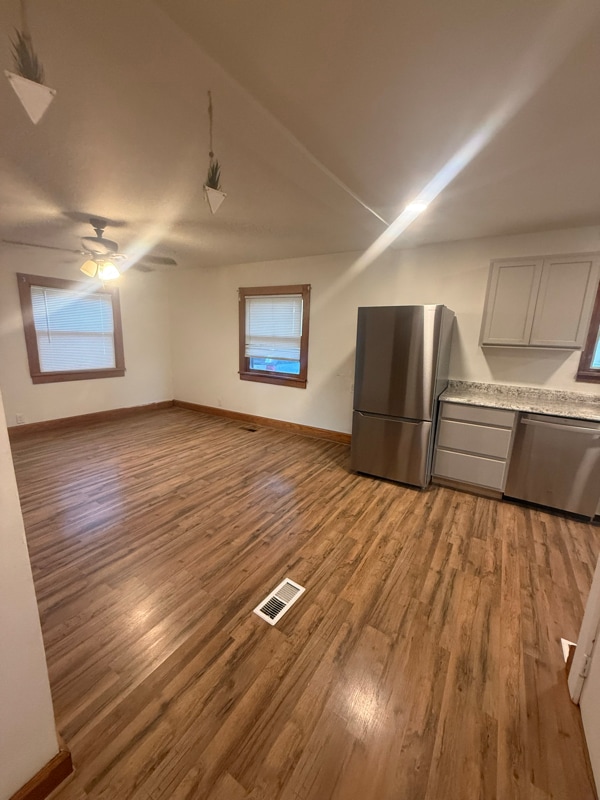 Building Photo - 536 N 15th St