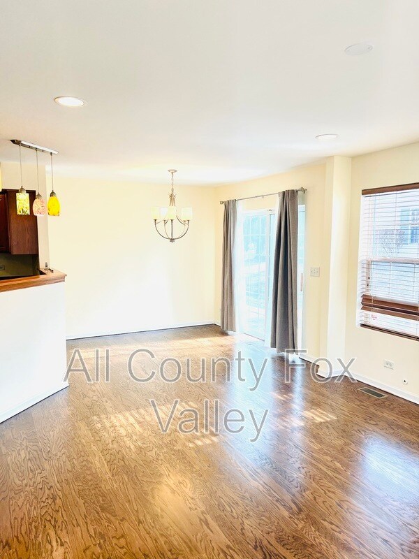 Building Photo - 2340 Stoughton Cir