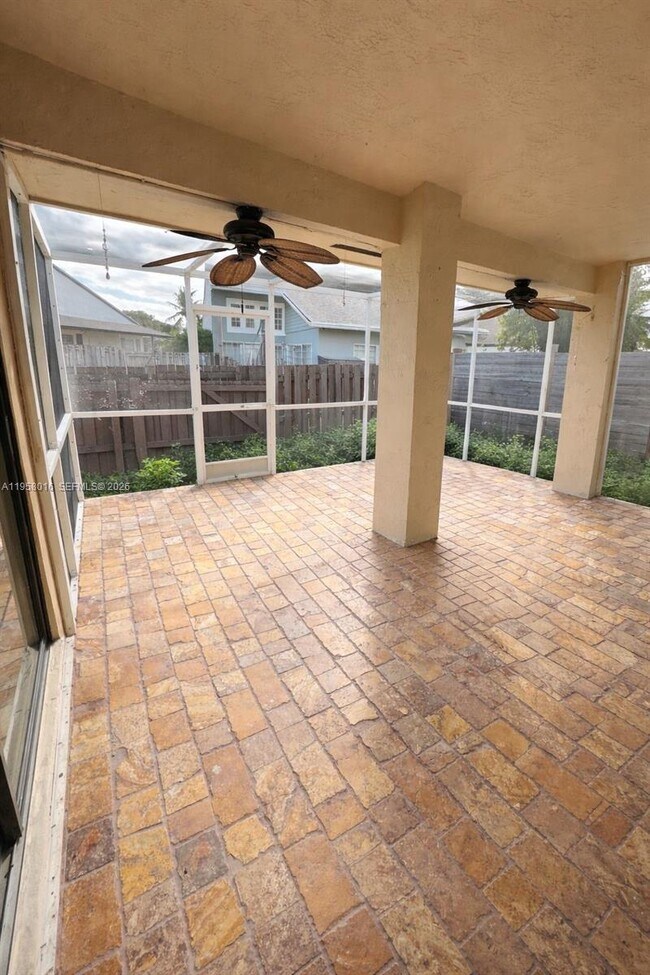 Building Photo - 10034 SW 221st St Rd