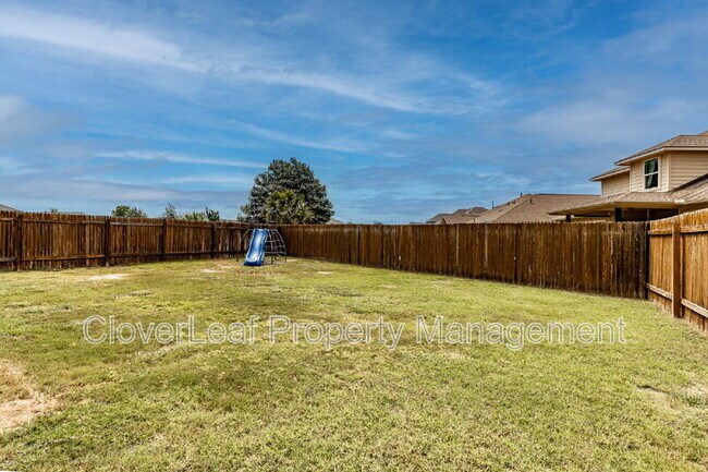 Building Photo - 510 Field Corn Ln