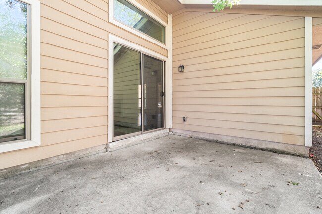 Building Photo - 5314 Lake Golden Dr