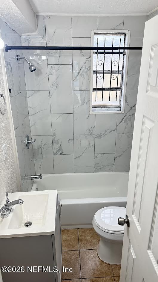 Building Photo - 1124 W 25th St