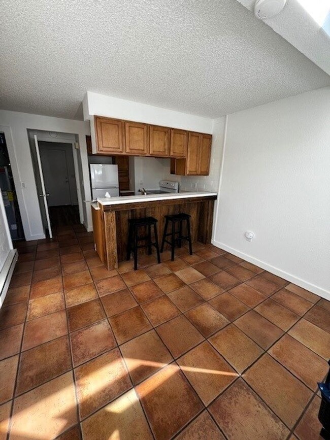 Building Photo - Long Term Rental- 791C Riverbend Condos- M...