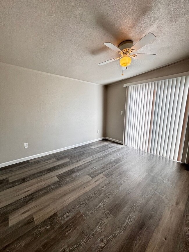 Building Photo - APPLY AT WWW.CVHOMES.COM