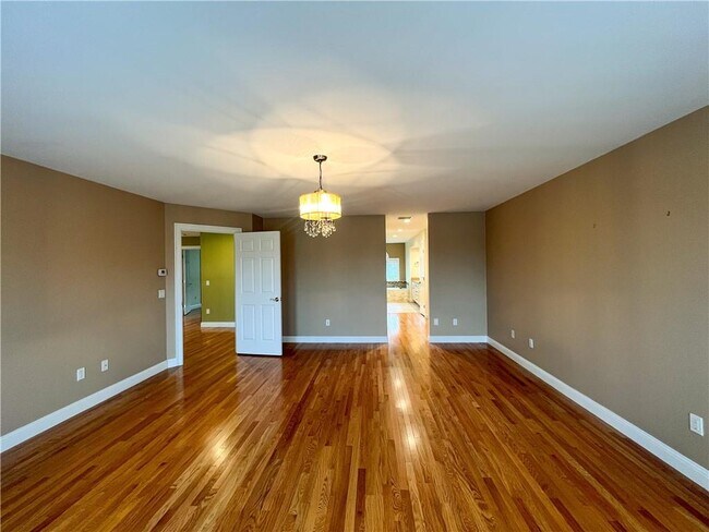 Building Photo - 39 Eagle Dr