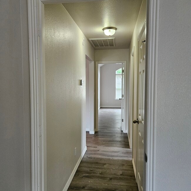 Building Photo - 550 McKissic Spring Rd