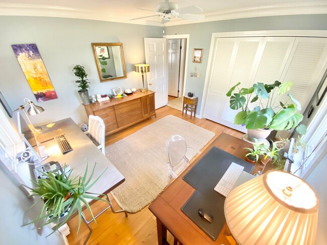 Building Photo - Charming 3-Bedroom 2-Bathroom Ranch in Laurel Hill Available 6/1