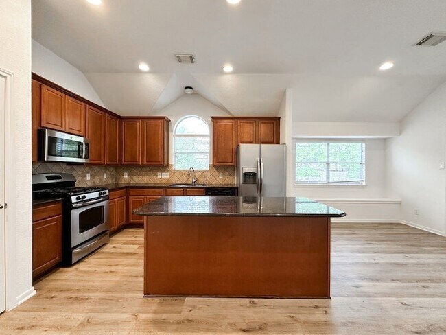 Building Photo - 73 E Montfair Blvd