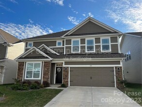 Building Photo - 345 Preston Rd