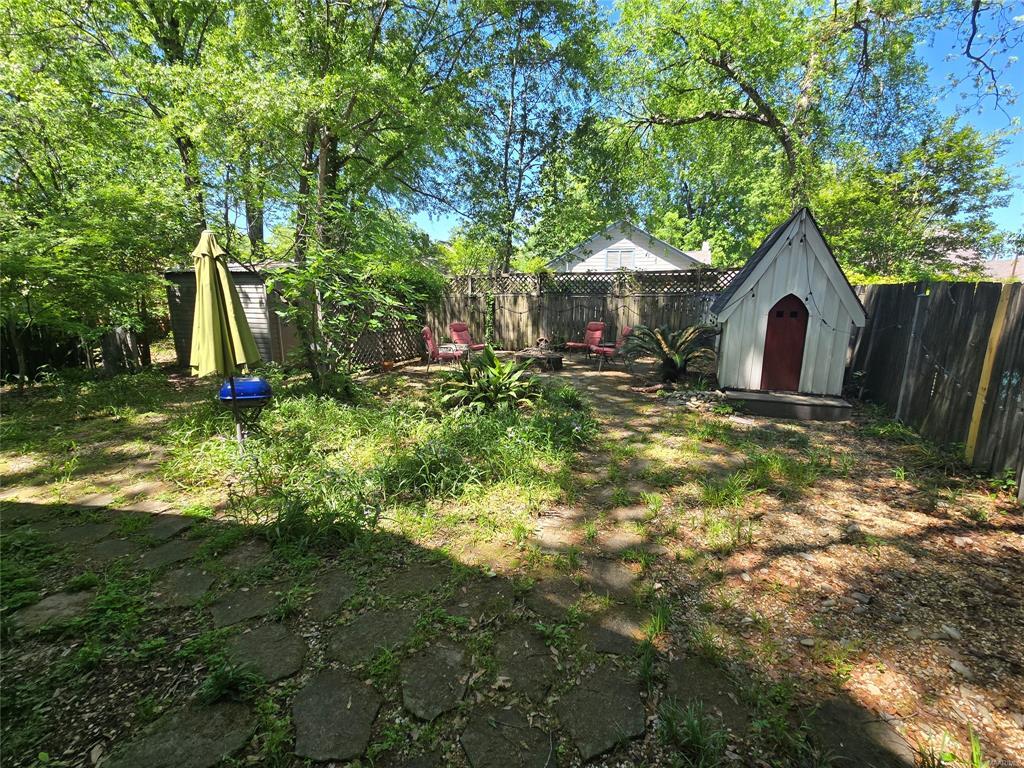 Building Photo - 379 Felder Ave