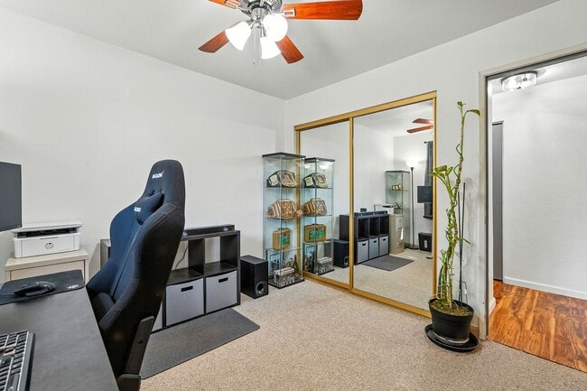 Building Photo - Single-Story 3 Bedroom Home in Quiet El Do...