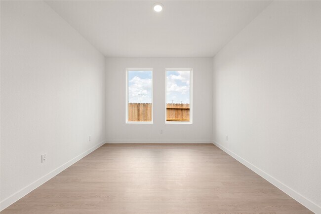 Building Photo - 13505 Harbor Pt Dr