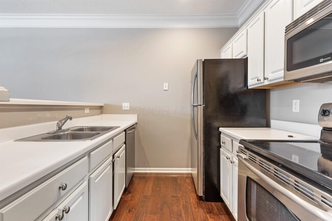 Building Photo - 6021 Craughwell Ln