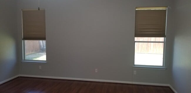 Building Photo - 114 W Running Wolf Trail