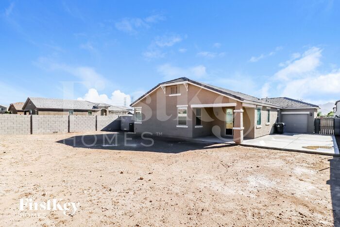 Building Photo - 12202 W Rio Vista Ln