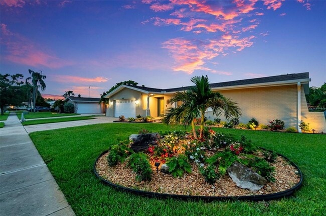 Building Photo - 2420 Fairbanks Dr