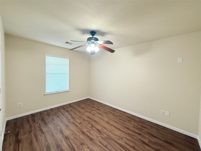 Building Photo - 6346 Wilshire Ridge