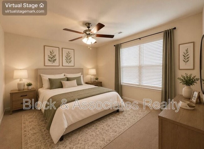 Building Photo - 1464 Land Grv Dr