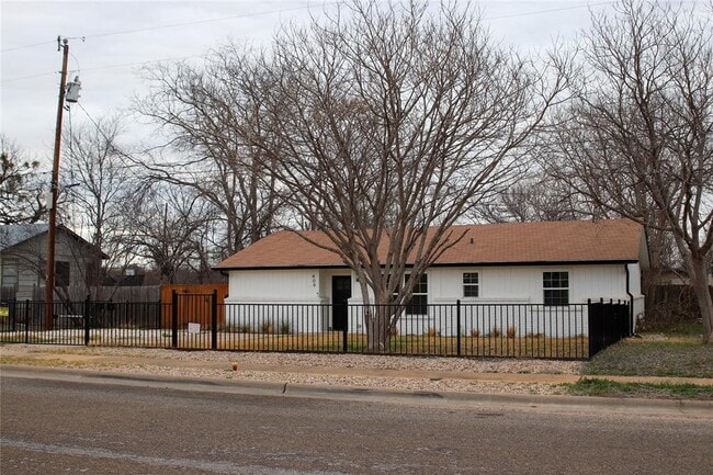 Building Photo - 409 Ave R