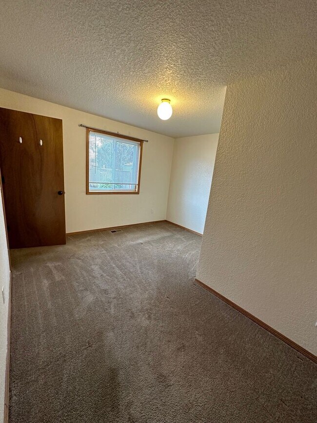 Building Photo - 1476 SW 218th Terrace