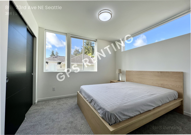 Building Photo - 8611 23rd Ave NE