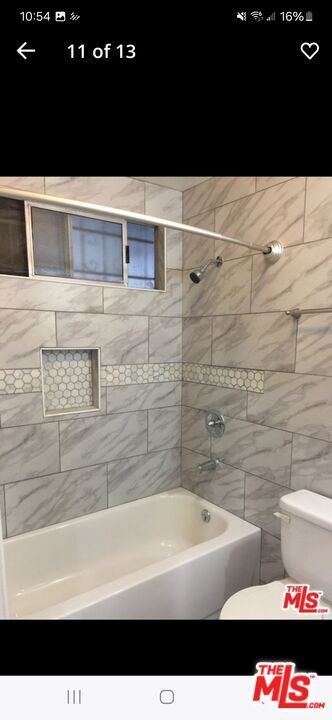 Building Photo - 1027 Bay St