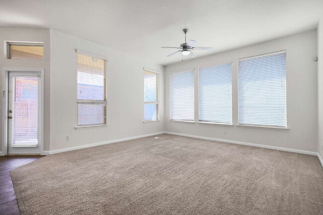 Building Photo - "Charming 3-Bedroom Oasis with 2 Baths in ...