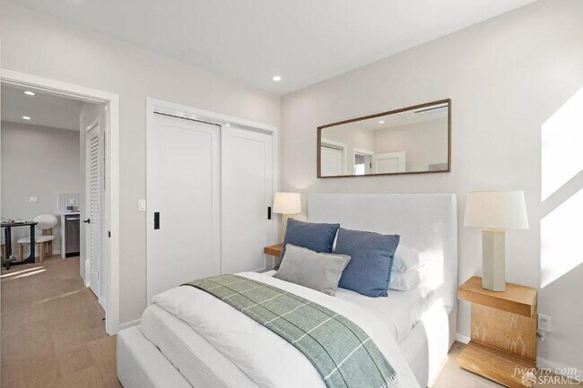 Building Photo - 255 Gellert Dr