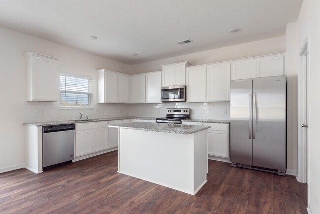 Building Photo - 112 Kaley Ln