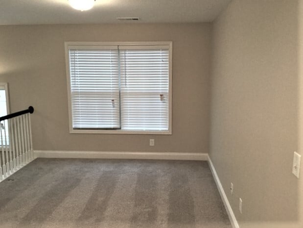 Building Photo - 3419 Greentree Ln