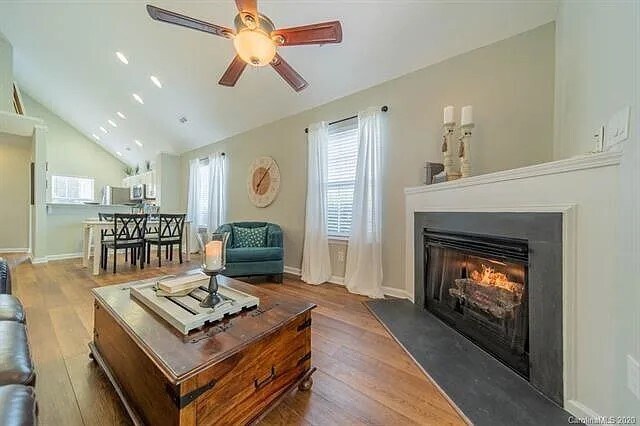 Building Photo - 7511 Pilot Cove Ct