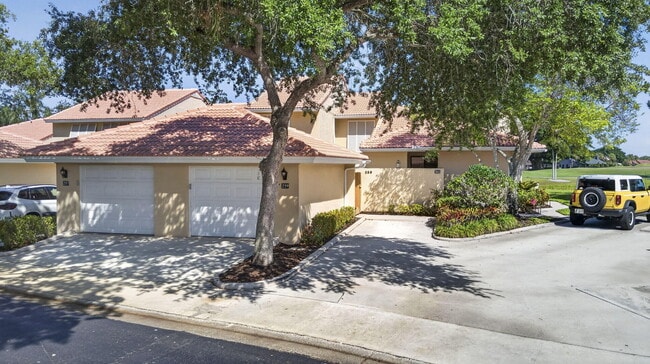 Building Photo - 259 Old Meadow Way