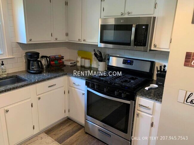 Building Photo - 5 Spencer St