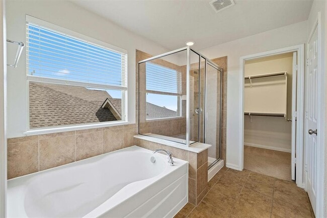 Building Photo - 16020 Hampton Bliss Trce
