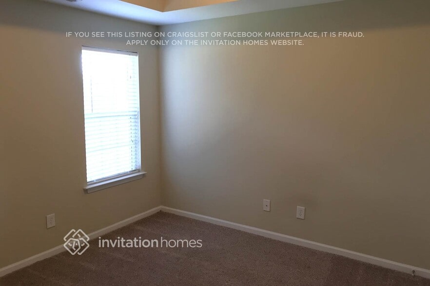 Building Photo - 183 Madelia Pl