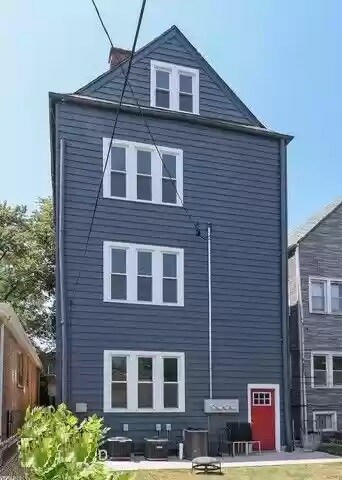 Building Rear - 2727 N Hamlin Ave