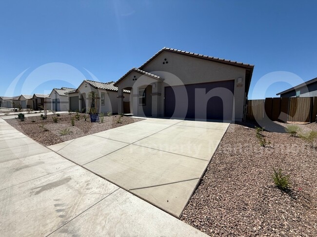 Building Photo - 4715 E Danta St