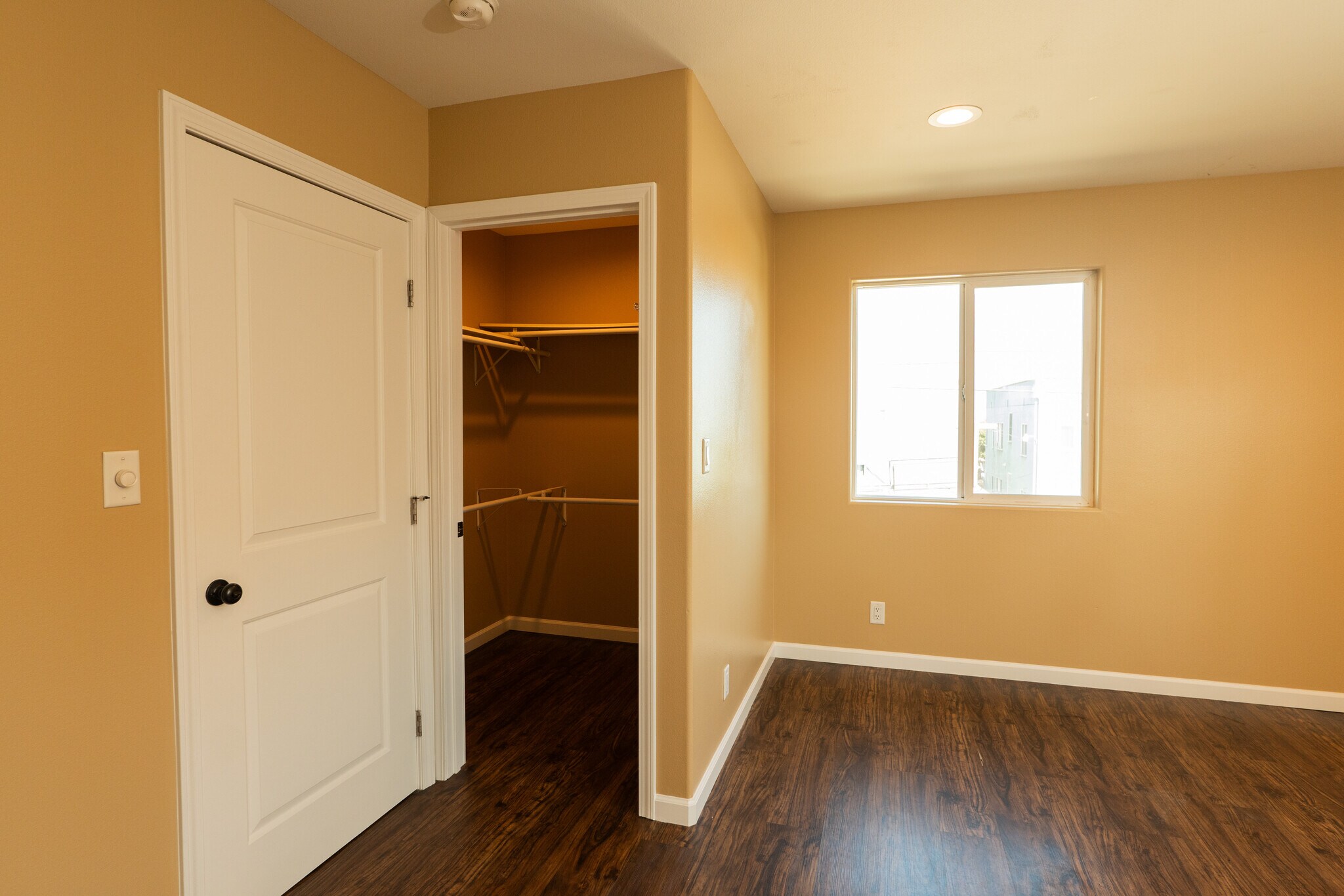 Master room - 938 S Bernal Ave