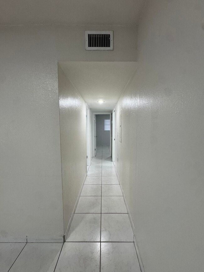 Building Photo - 3540 NW 95th Terrace