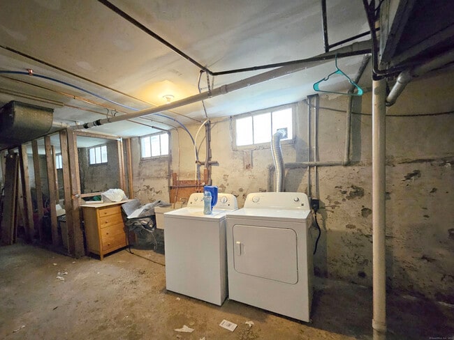 Building Photo - 138 Mansfield St