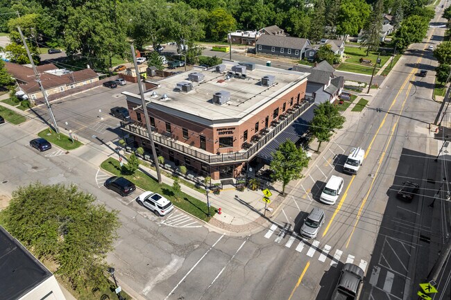 Building Photo - 25352 Potomac Dr