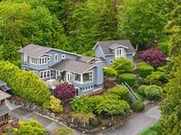 Building Photo - This gorgeous Bainbridge home is available starting mid July