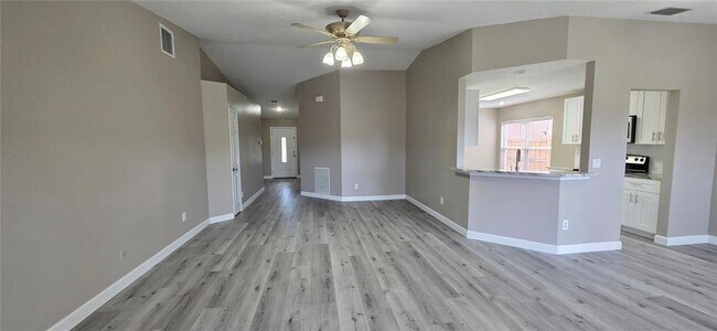 Building Photo - 11143 Bramblebrush St